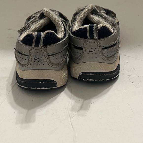 NIKE | Toddler Boys Running Shoes Blue Grey Size 5 - Picture 3 of 6